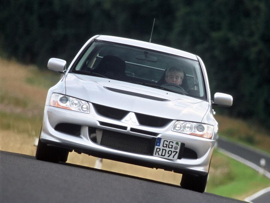  Mitsubishi Lancer Evolution VIII 2003 года  (фото 42 из 58)